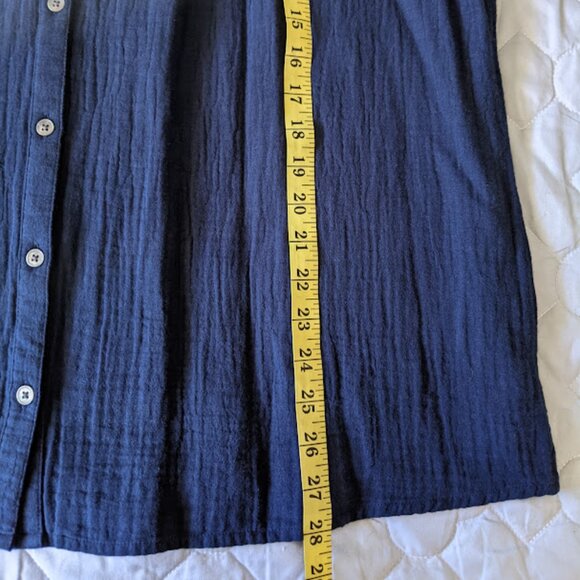 Ladies top - Picture 7 of 7